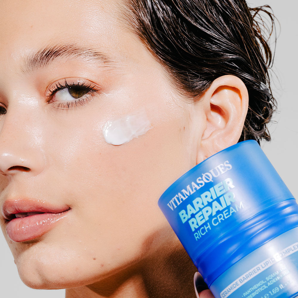 Vitamasques Barrier Repair Rich Cream, a ceramide-infused moisturizer, nourishes and repairs the skin barrier for deep hydration and a healthier microbiome. Close-up of the thick, white cream texture.